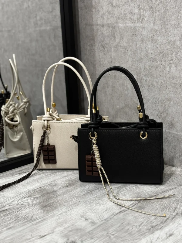 کیف روژان۴۲۵